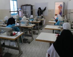 (تجريبي) experimental